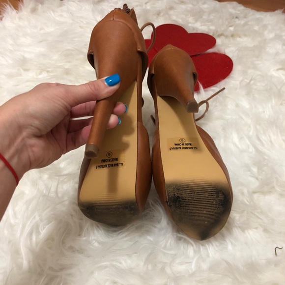 Tan Pointy Lace Up High Heels ✨ - Picture 14 of 15